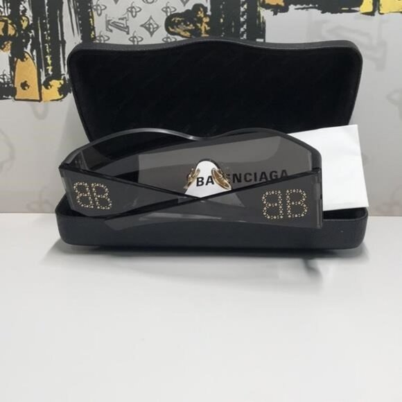 New Authentic Balenciaga BB0122S 004 Black Shield Sunglasses - Picture 3 of 11